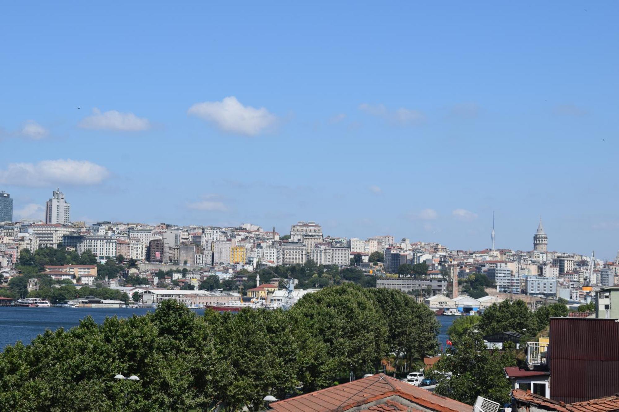 Istanbul Old City Colorful Houses Balat Petrion Hotel 외부 사진